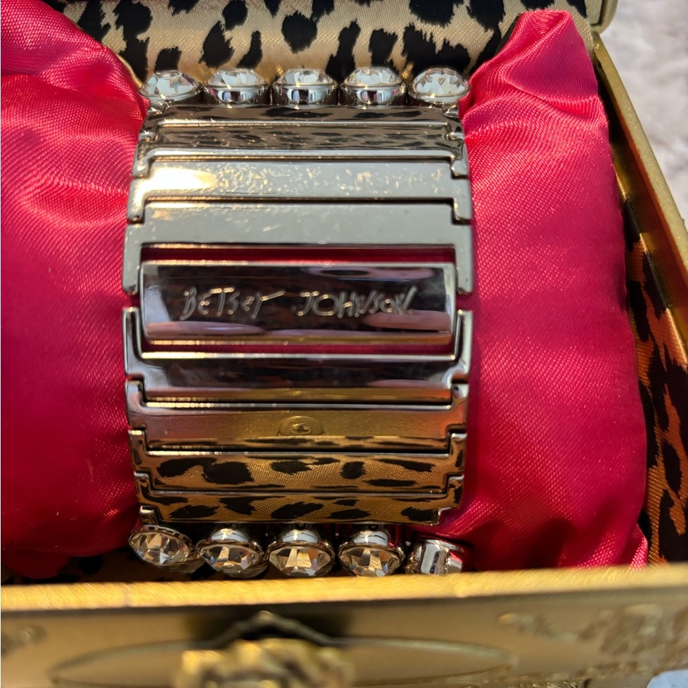 Betsy Johnson rhinestone ladies watch - Picture 2 of 4